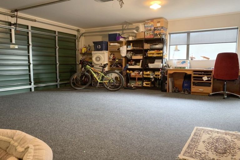 Photo of property in 13 Belgrove Drive, Waipukurau, 4200