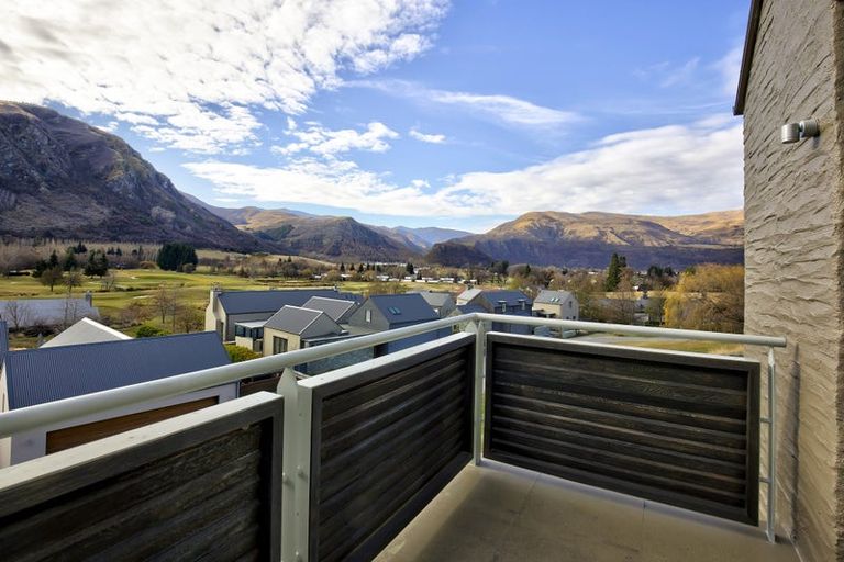 Photo of property in Millbrook Resort, 22 Ayrburn Ridge, Arrowtown, 9371