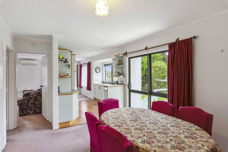 Photo of property in 66 Renown Road, Raumati South, Paraparaumu, 5032