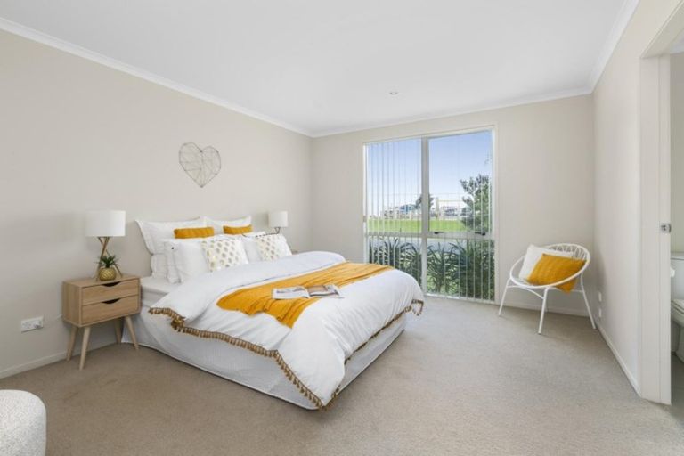 Photo of property in 1 Horokaka Place, Papamoa Beach, Papamoa, 3118