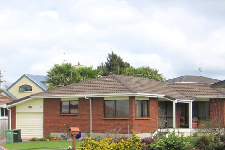 Photo of property in 14 Karaka Road, Otumoetai, Tauranga, 3110