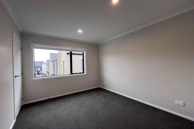 Photo of property in 4/125b Metcalfe Road, Ranui, Auckland, 0612
