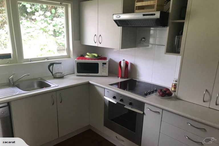 Photo of property in 2/17 Marriott Road, Pakuranga, Auckland, 2010