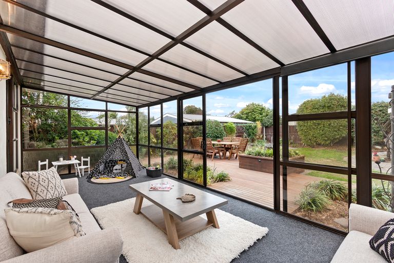 Photo of property in 113 Effingham Street, North New Brighton, Christchurch, 8083