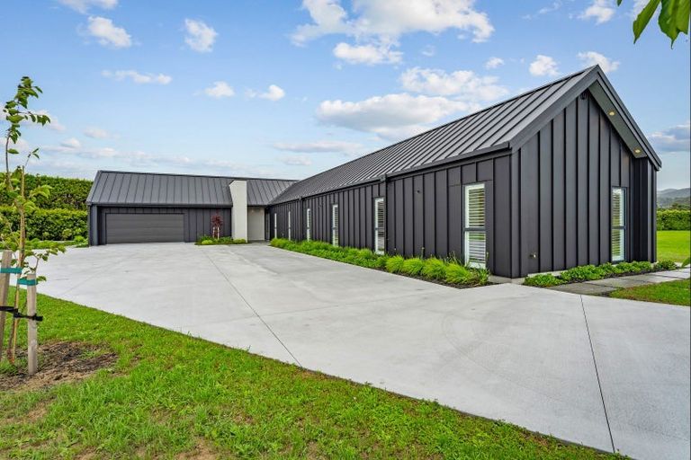 Photo of property in 261 Point Wells Road, Point Wells, 0986