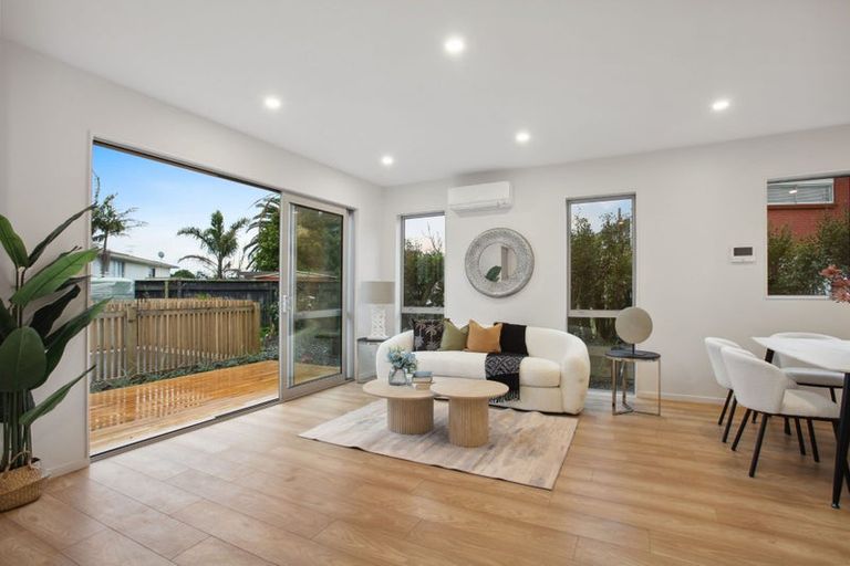 Photo of property in 37b Sorrel Crescent, Bucklands Beach, Auckland, 2012