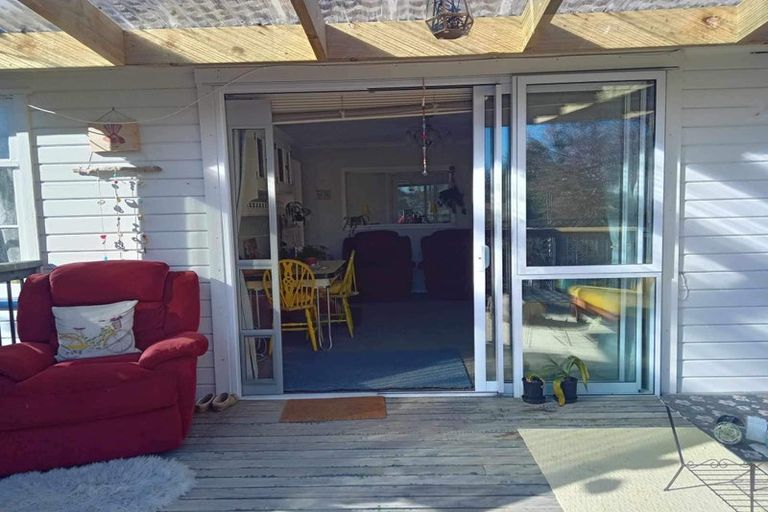 Photo of property in 24 Johnson Street, Milton, 9220