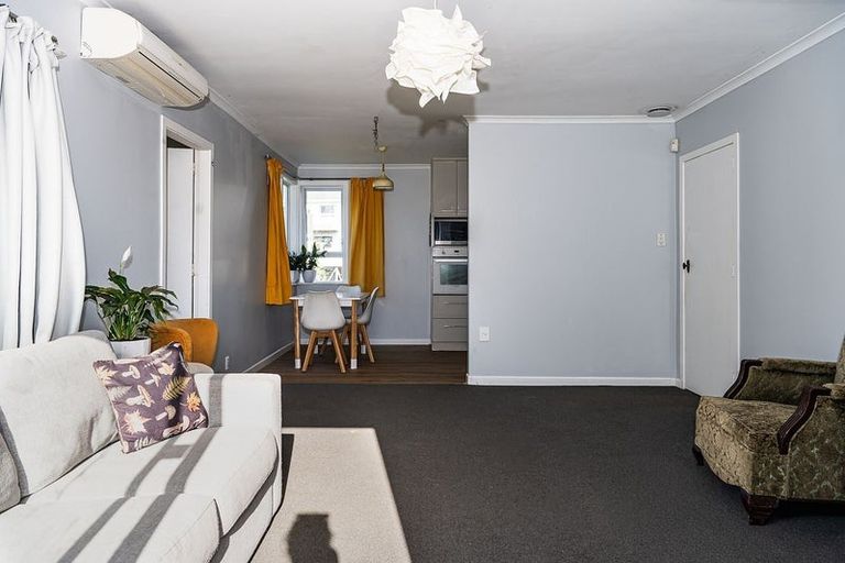 Photo of property in 26 Jillett Street, Titahi Bay, Porirua, 5022