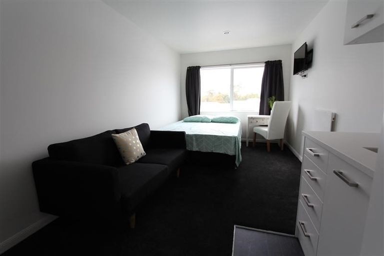 Photo of property in 2/5 Edgecumbe Street, Whitiora, Hamilton, 3200