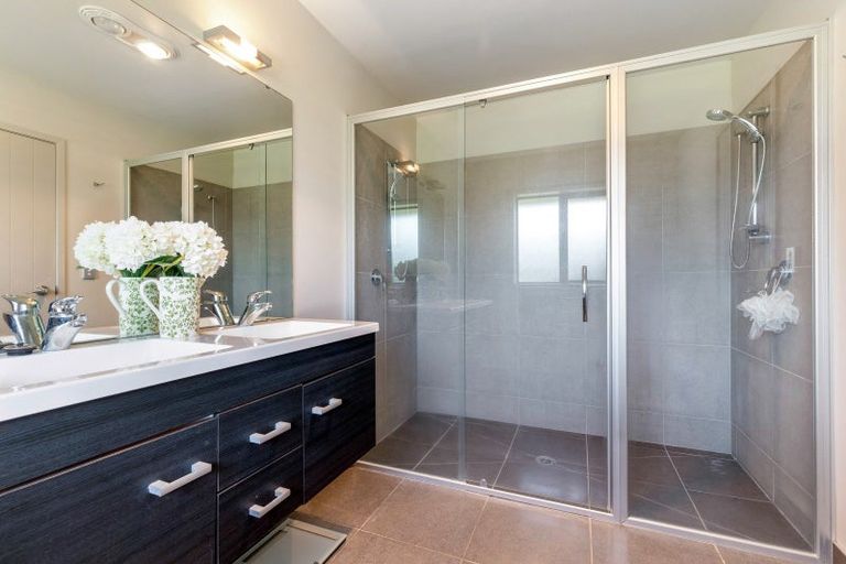 Photo of property in 20 Johnson Street, Tuakau, 2121