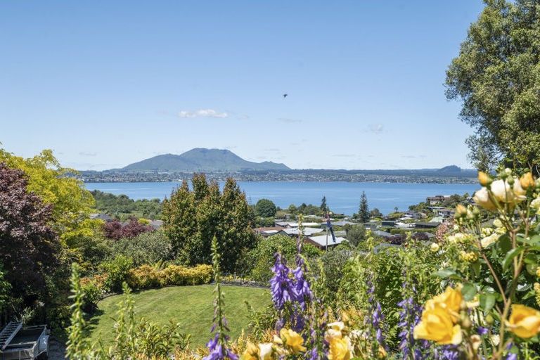 Photo of property in 17 Silich Street, Acacia Bay, Taupo, 3330