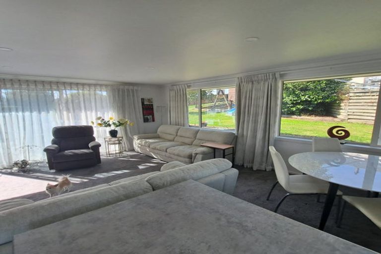 Photo of property in 76 Essex Street, Balclutha, 9230