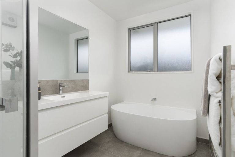 Photo of property in 5 Sarah Street, Marshland, Christchurch, 8083