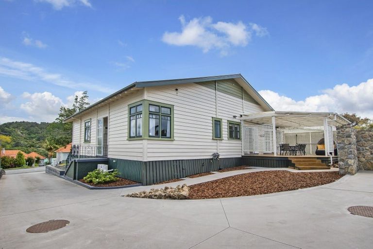 Photo of property in 11 Kent Road, Regent, Whangarei, 0112