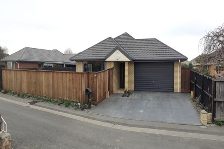 Photo of property in 6 Jerez Place, Hei Hei, Christchurch, 8042