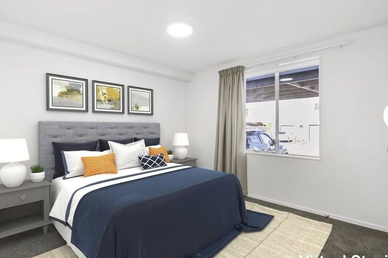 Photo of property in 5 Opito Way, East Tamaki, Auckland, 2013