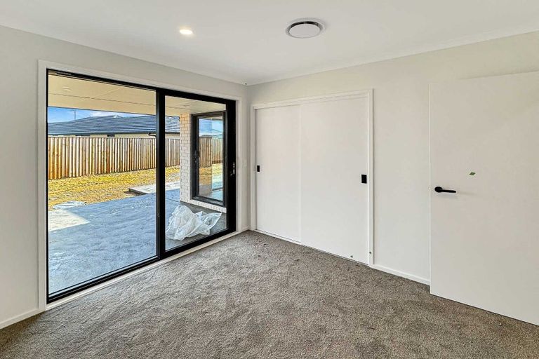 Photo of property in 20 Blue Jacket Drive, Halswell, Christchurch, 8025