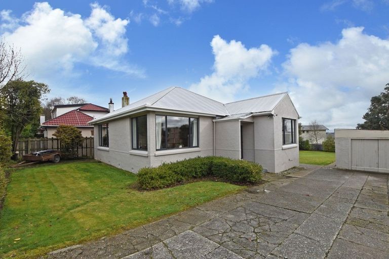 Photo of property in 6 Nichol Street, Heidelberg, Invercargill, 9812