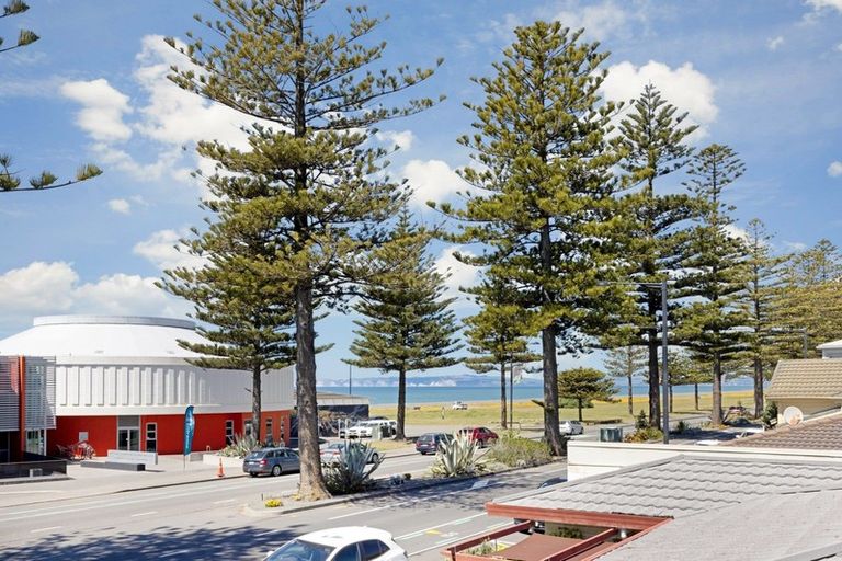 Photo of property in 473 Marine Parade, Napier South, Napier, 4110