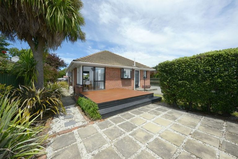 Photo of property in 110 Halswell Road, Hillmorton, Christchurch, 8025