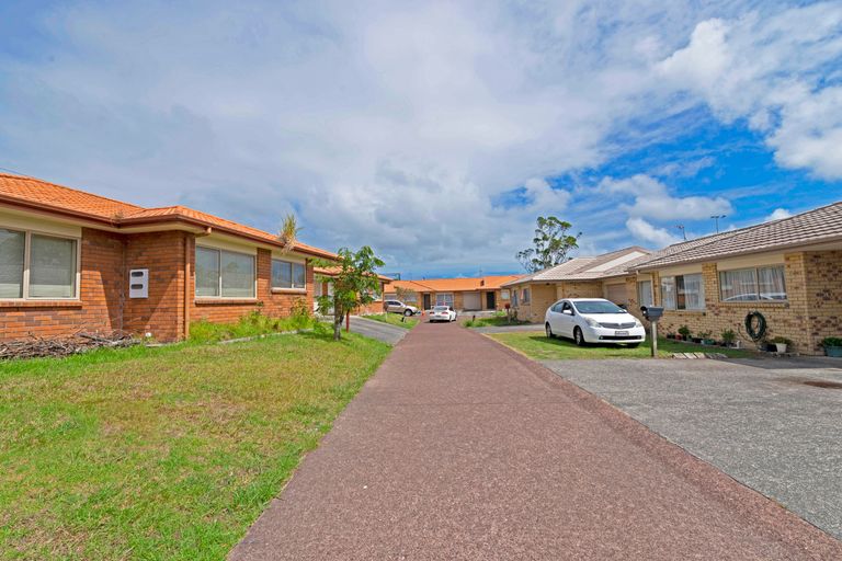 Photo of property in 29 Carlas Way, Ranui, Auckland, 0612