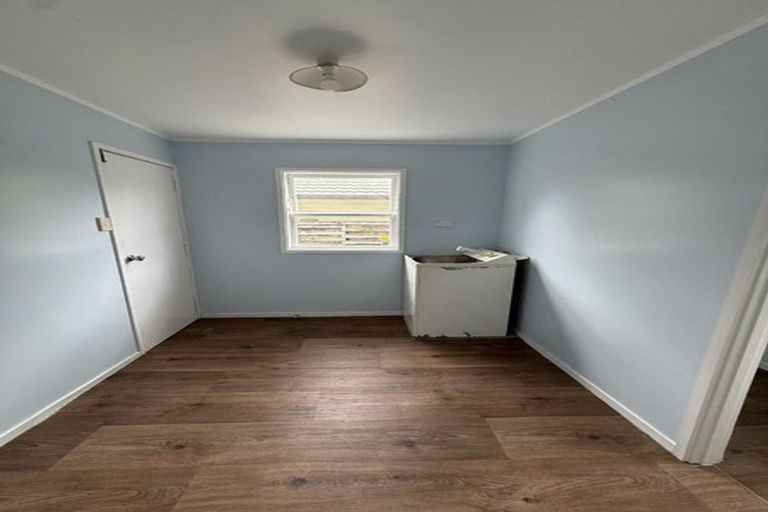 Photo of property in 74 Marlborough Avenue, Glenfield, Auckland, 0629