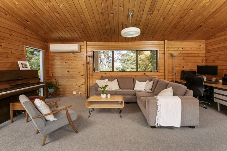 Photo of property in 7 Chardon Place, Henderson, Auckland, 0612