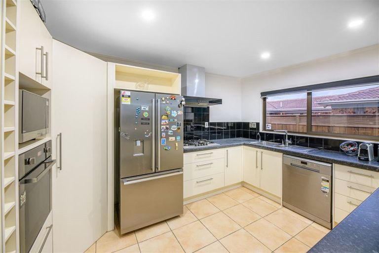 Photo of property in 164 Sturges Road, Henderson, Auckland, 0612