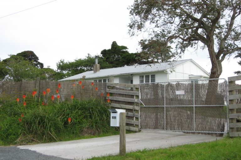 Photo of property in 939 Old North Road, Waimauku, 0882
