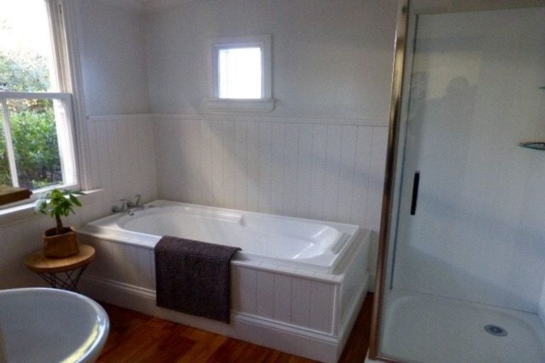 Photo of property in 64 Canterbury Street, Lyttelton, 8082