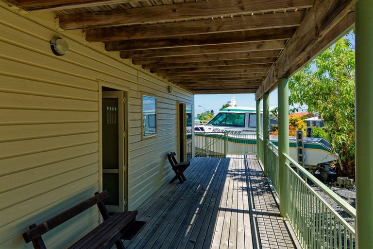 Photo of property in 36 Kotare Place, South Bay, Kaikoura, 7300