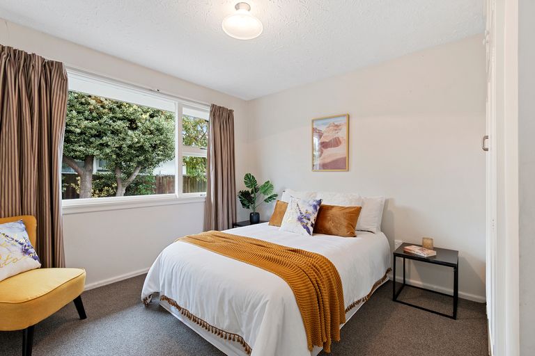 Photo of property in 113 Effingham Street, North New Brighton, Christchurch, 8083