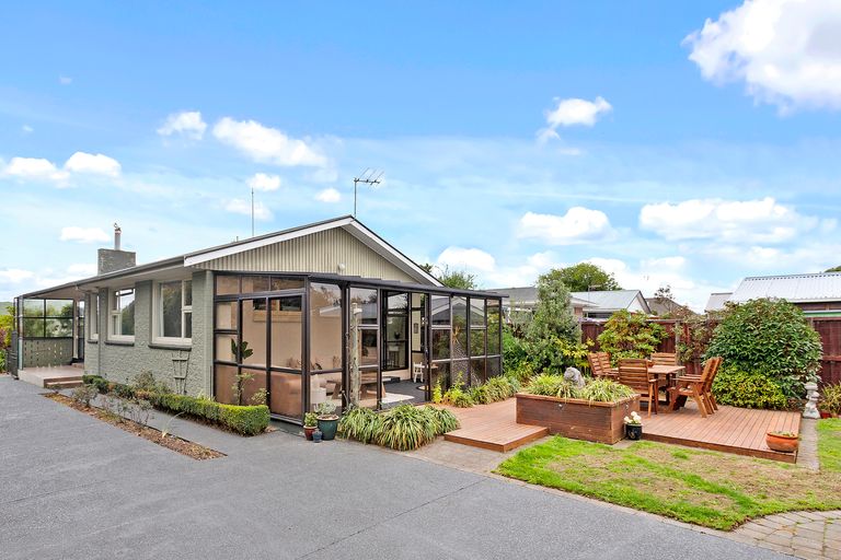 Photo of property in 113 Effingham Street, North New Brighton, Christchurch, 8083