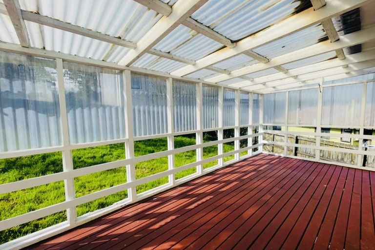 Photo of property in 90 Oriel Avenue, Tawa, Wellington, 5028