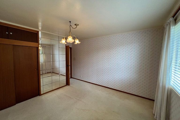 Photo of property in 67 Advene Road, Cockle Bay, Auckland, 2014