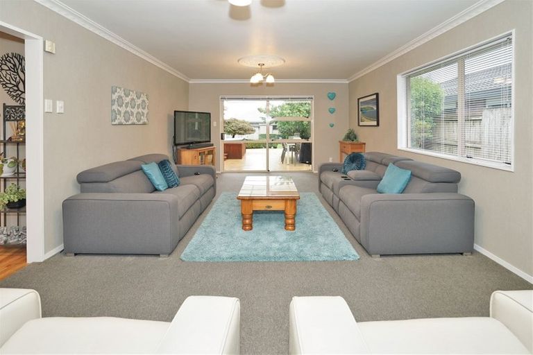 Photo of property in 36 Macmurdo Avenue, Glenview, Hamilton, 3206