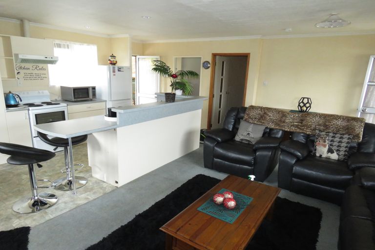 Photo of property in 74 Newbie Street, Heidelberg, Invercargill, 9812