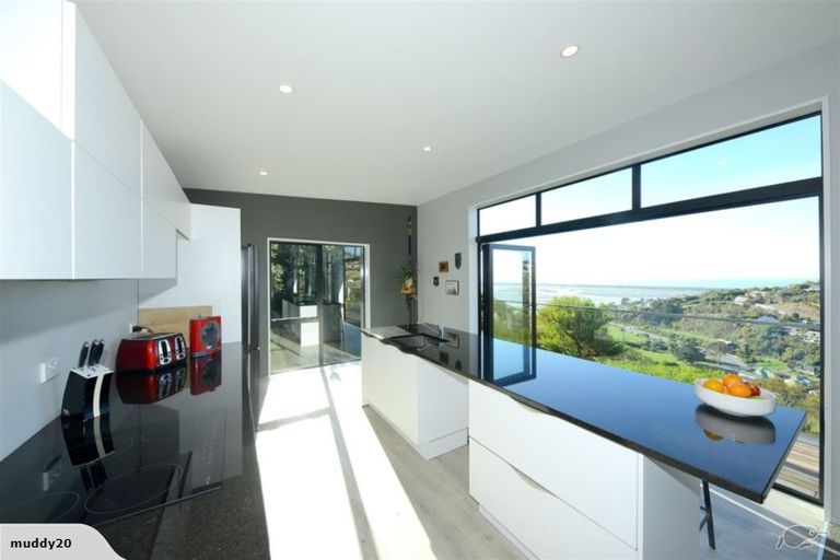 Photo of property in 41 Santa Maria Avenue, Mount Pleasant, Christchurch, 8081