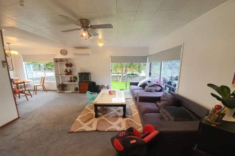 Photo of property in 23 Ferndown Avenue, Papatoetoe, Auckland, 2025