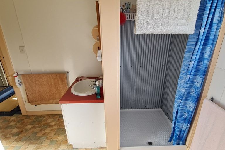 Photo of property in 149 Queen Street, Westport, 7825