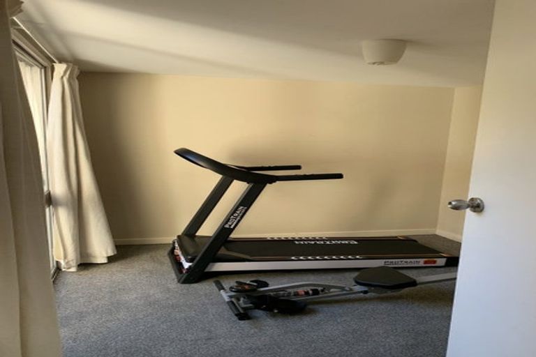 Photo of property in 1/46 Bryndwr Road, Fendalton, Christchurch, 8052