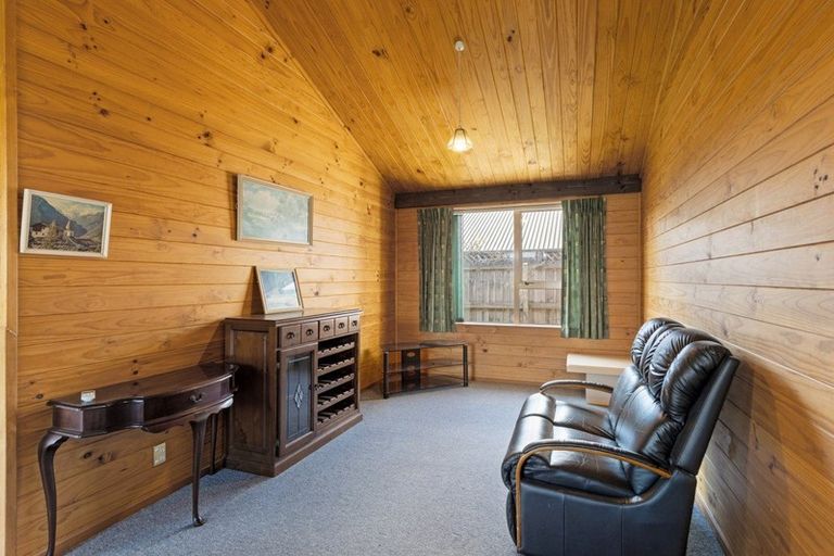 Photo of property in 5 Thompsons Road, Belfast, Christchurch, 8051