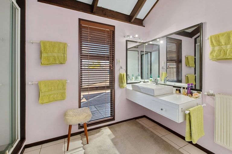 Photo of property in 1341 Hinemoa Street, Rotorua, 3010