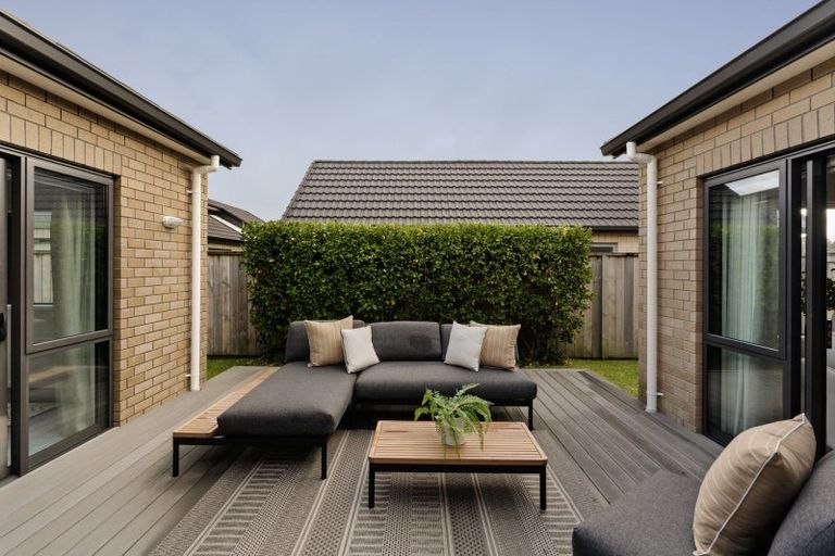 Photo of property in 11 Lanyard Street, Pyes Pa, Tauranga, 3112