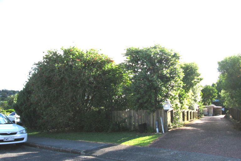 Photo of property in 19 Dudding Avenue, Northcote, Auckland, 0627