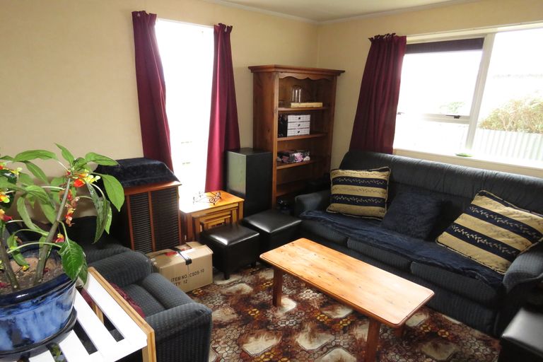 Photo of property in 74 Newbie Street, Heidelberg, Invercargill, 9812