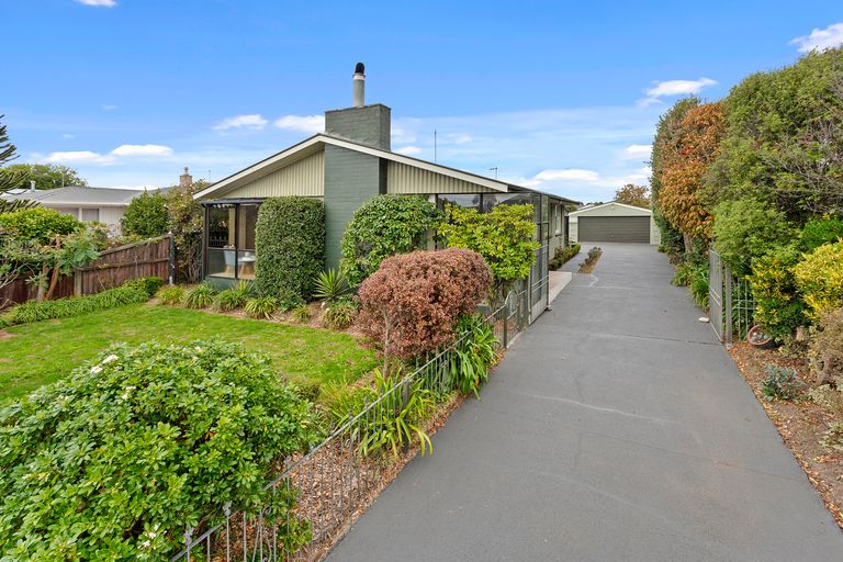 Photo of property in 113 Effingham Street, North New Brighton, Christchurch, 8083