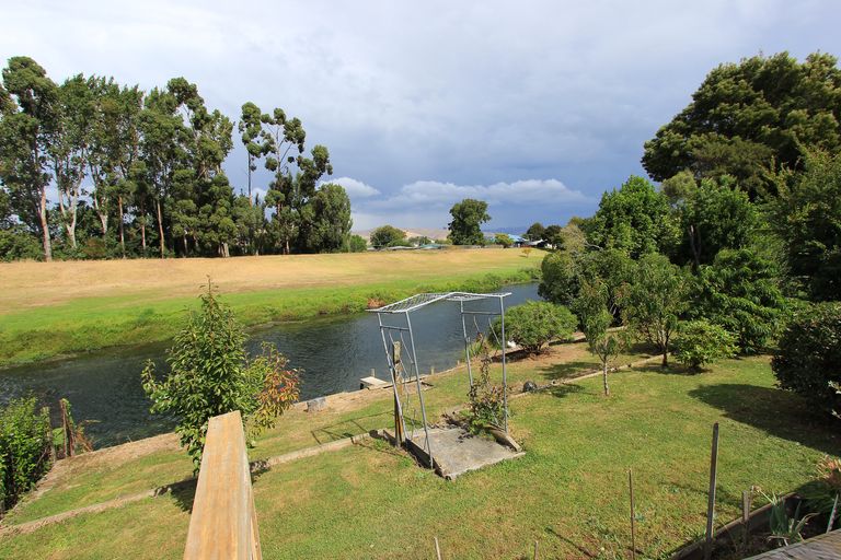 Photo of property in 74 Dillons Point Road, Islington, Blenheim, 7201