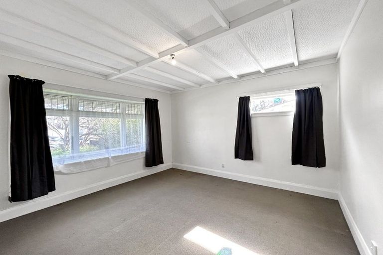 Photo of property in 79 Heretaunga Street, Palmerston North, 4414