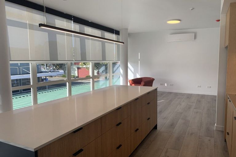 Photo of property in 2/60 Robert Street, Whangarei, 0110